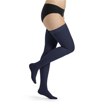 Gallery Image of Sigvaris Stützstrümpfe Highlight for Women Schenkelstrümpfe, Damen-Kompressionsstrümpfe gegen schwere Beine
