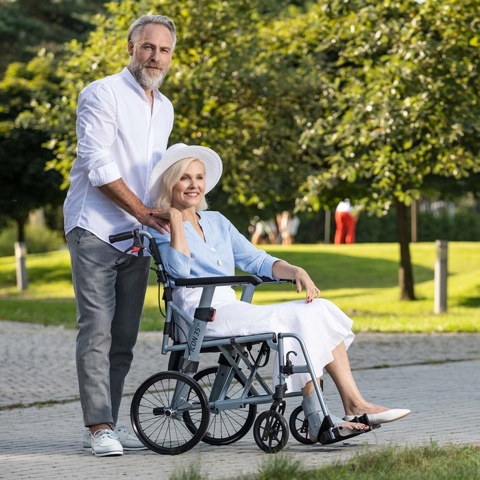 Gallery Image of Transportrollstuhl ICON 35 LX Aluminium 9,0kg faltbar