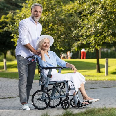 Gallery Image of Rehasense Transportrollstuhl Icon 35 BX, leichter Rollstuhl faltbar 8,2 kg, pannensichere Räder, schwarz