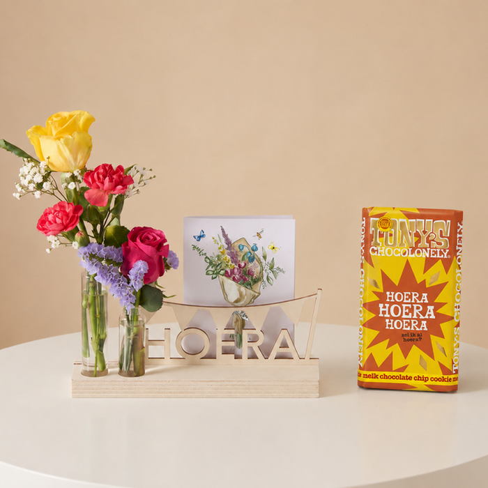 Brievenbusbloemen | Plankje Hoera & Tony's Chocolonely Hoera reep