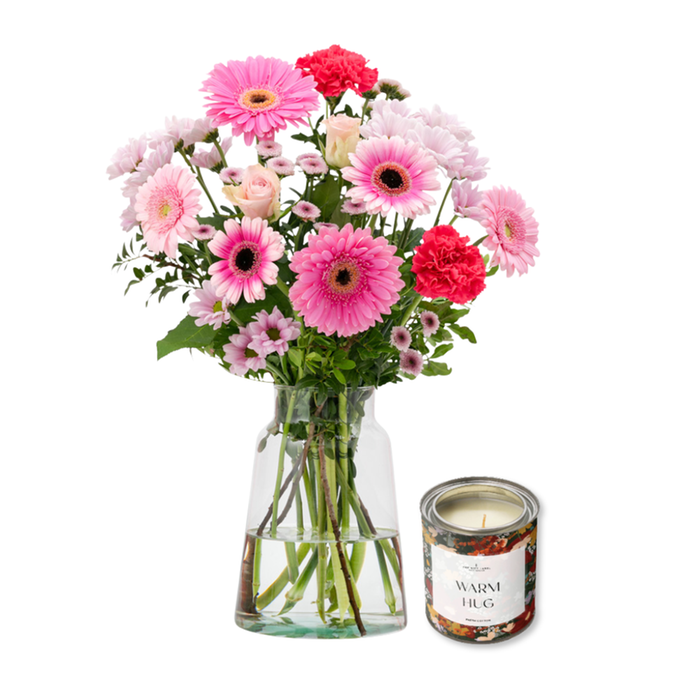 Boeket Zacht roze | The Gift Label Warm hug kaars 