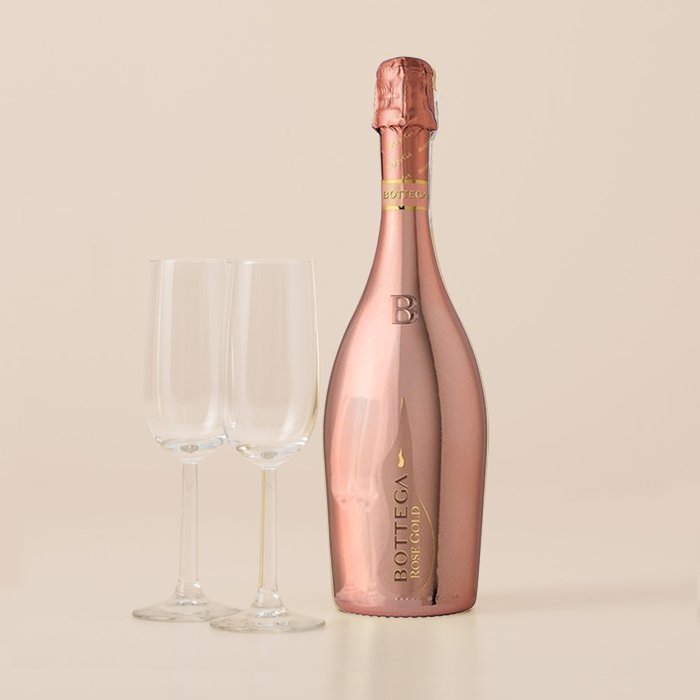 Grote gouden champagnefles met 2 champagne glazen, nr 9 idee cadeaupakket vrouw