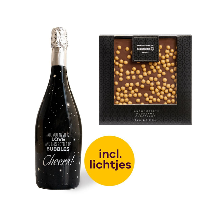 Prosecco Spumante incl. lichtjes | Patisserie de BIjenkorf chocolade caramel tablet