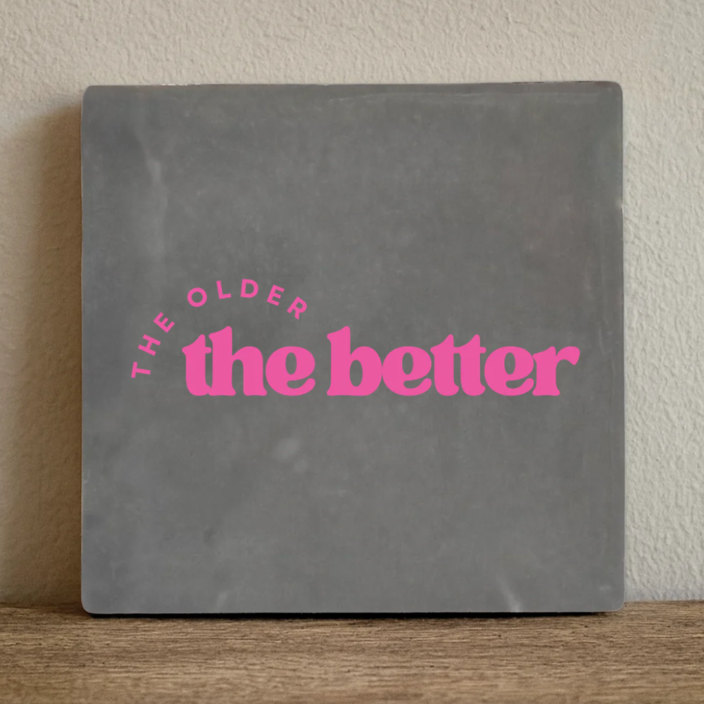Tegeltje The older the better Brievenbuscadeau Label2X
