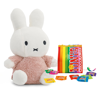 Nijntje Knuffel Fluffy 25cm | Tony’s Chocolonely Tiny Tony's Pouch 135g
