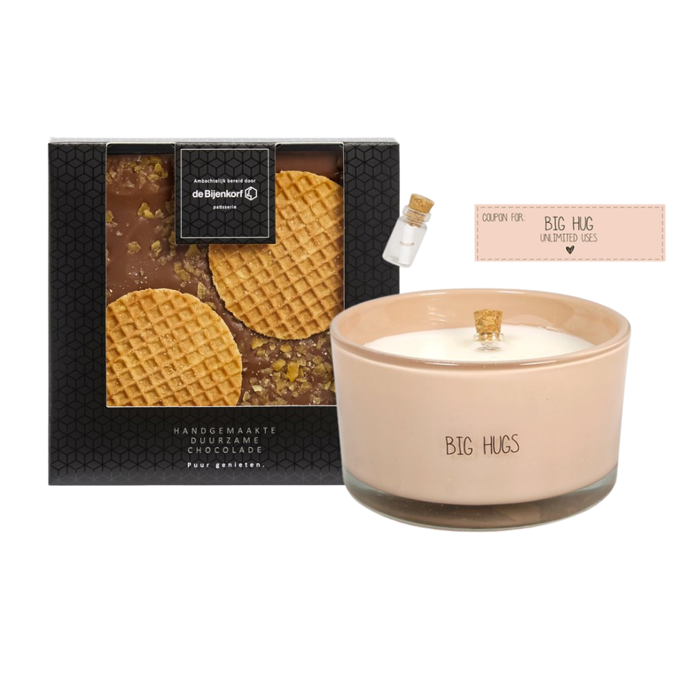 Patisserie de Bijenkorf My Flame - Big hug Chocoladecadeaus Lily Flame