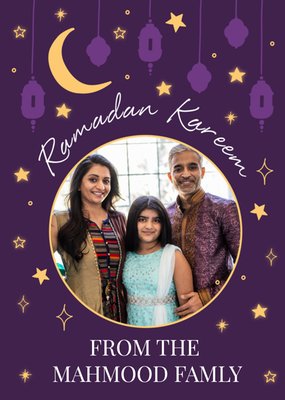 Geïllustreerd Maan En Lantaarns Foto Upload Ramadan Kareem Kaart