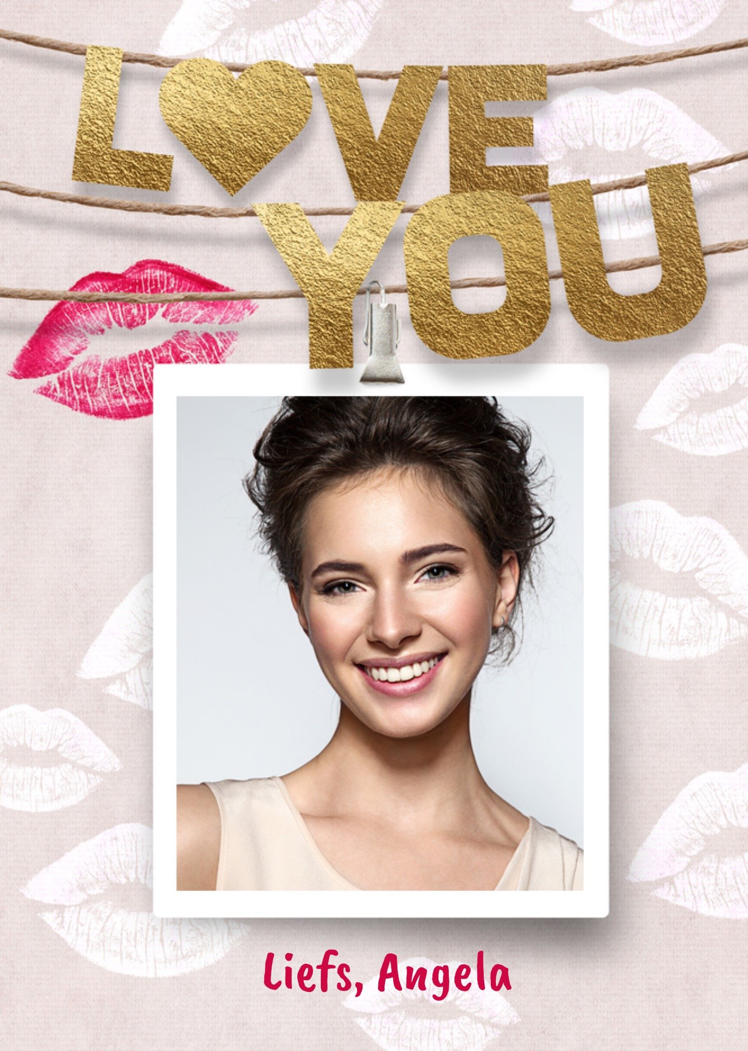 Valentijnskaart Kusje Love you Kaart Luckz