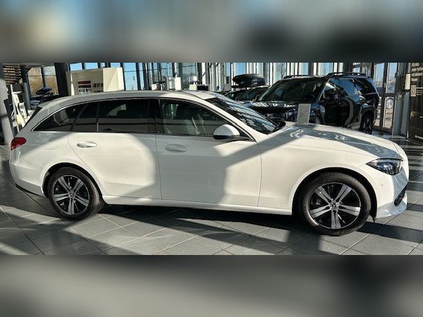 Mercedes-Benz C 300 e T Avantgarde Digital Light Kamera *SALE*