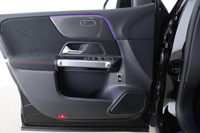 Mercedes-Benz GLB 180 AMG Kamera MBUX Navi AUT AHK LED SHZ