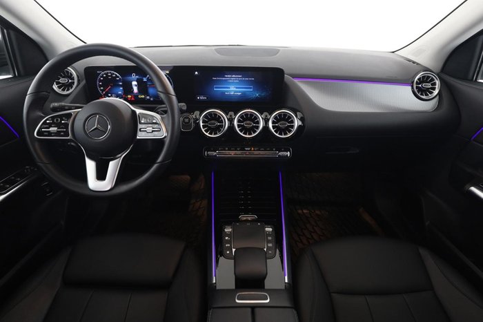 Mercedes-Benz EQA 250 Progressive Distronic MBUX SHZ LED LMF