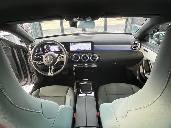 Mercedes-Benz CLA 180 Progressive AHK Sportsitze Kamera *SALE*