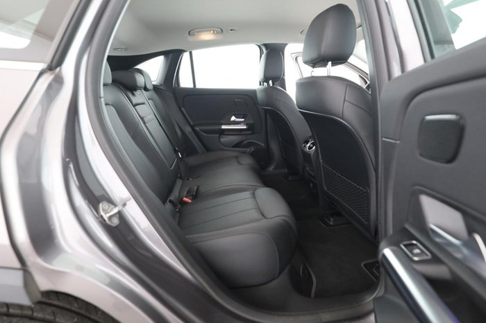 Mercedes-Benz EQA 250 Progressive Distronic MBUX SHZ LED LMF
