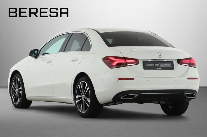 Mercedes-Benz A 200 Limousine Progressive MBUX SHZ LED AUT