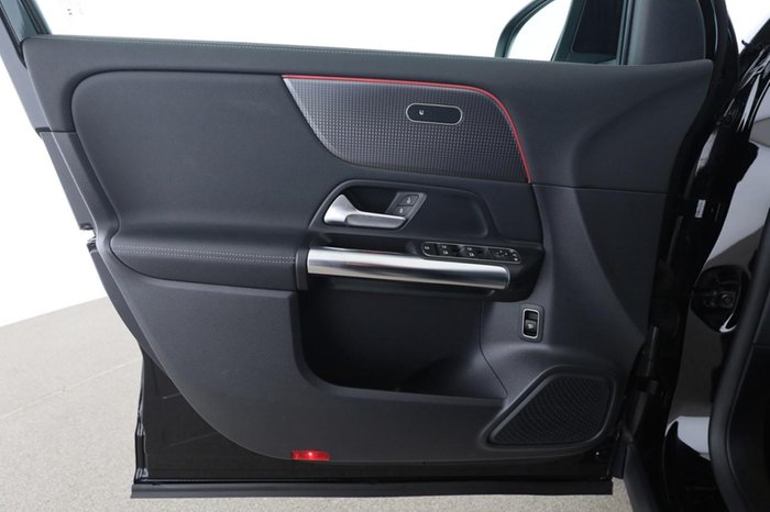 Mercedes-Benz EQA 250 Progressive MBUX SHZ LED el.Heck Kamera