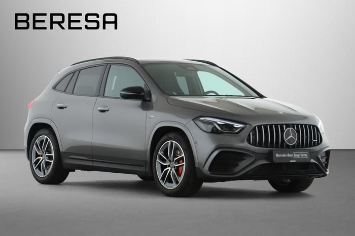 Mercedes-Benz GLA 35 AMG 4M Night Perf. Sitze Pano Multibeam