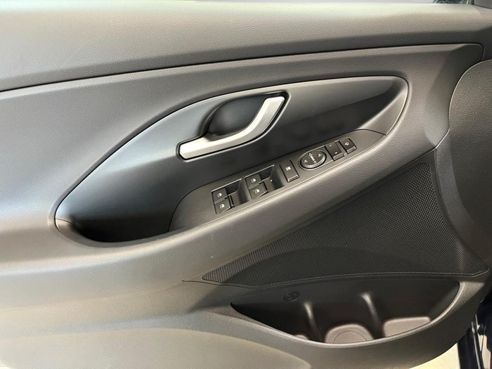 Hyundai i30 5-Türer (MY25) 1.0 T-GDI Advantage i30 (MY25) 1.0 T-GDI ADVANTAGE LED