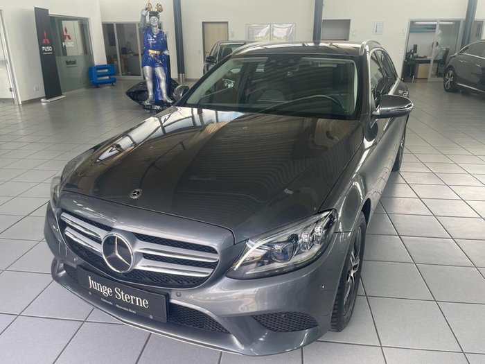 Mercedes-Benz C 220 d 4M T Avantgarde AHK Distronic Kamera LED