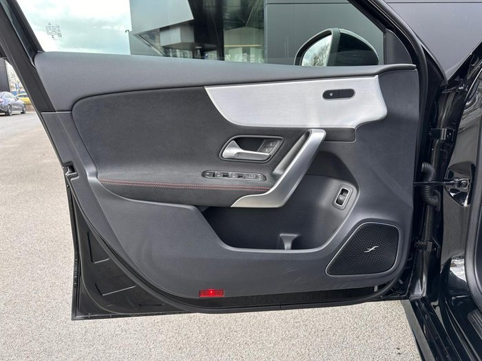 Mercedes-Benz A 35 AMG 4M Limousine Standhz Pano AHK Burmester
