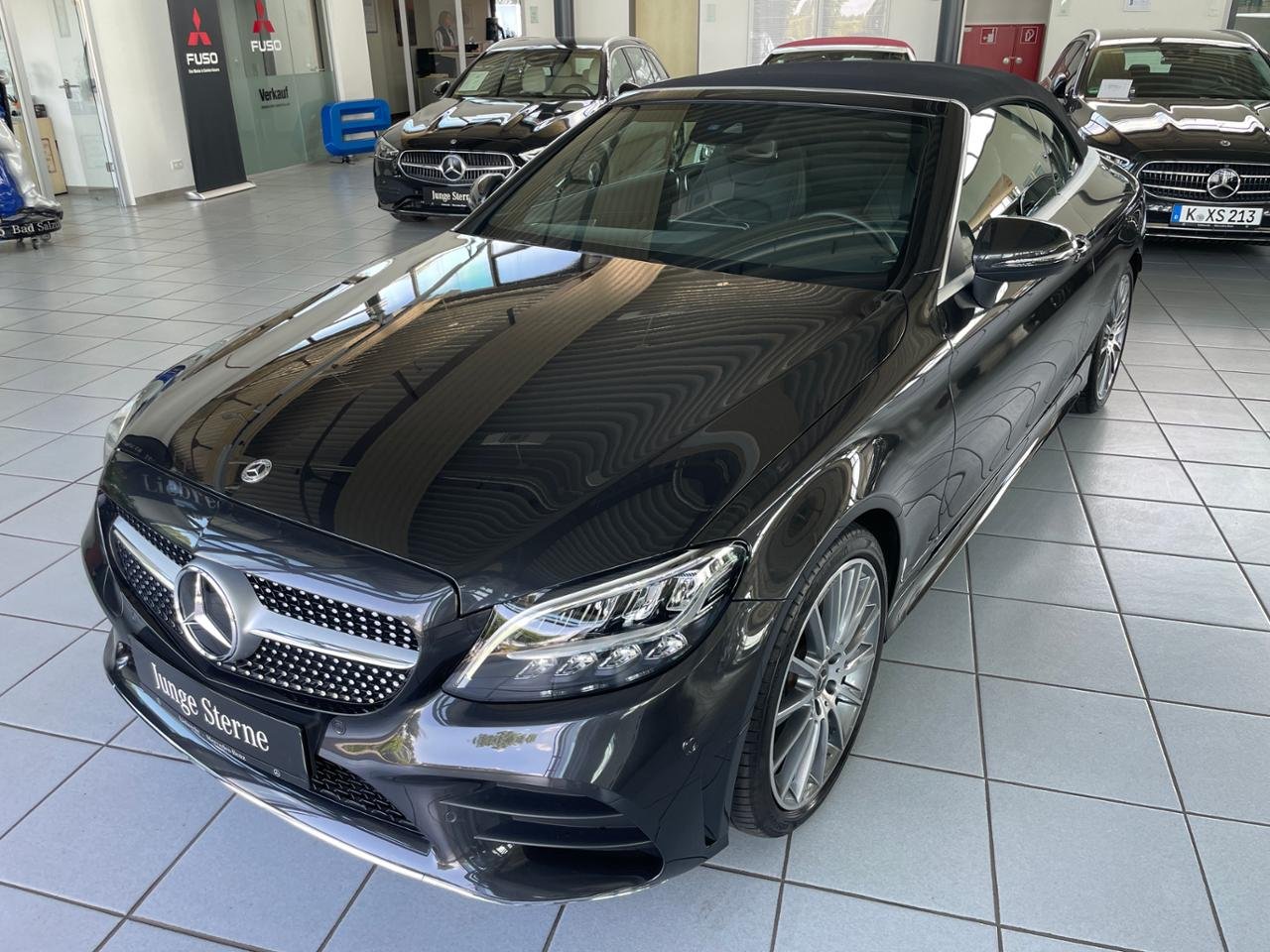 Mercedes-Benz C 180 Cabriolet AMG Kamera LED 19 Zoll Ambiente