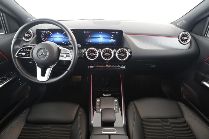 Mercedes-Benz EQA 250 Progressive MBUX SHZ LED el.Heck Kamera