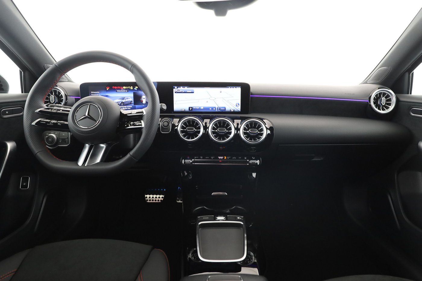 Mercedes-Benz A 250 e AMG Night Kamera MBUX Navi AUT LED SHZ