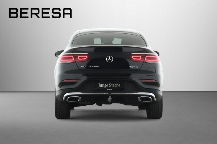 Mercedes-Benz GLC 300 de 4M Coupé AMG AHK SHD Burmester Kamera