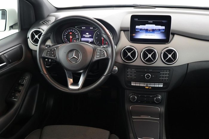 Mercedes-Benz B 180 d Style SHZ Navi LED AUT Park-Ass. LMF