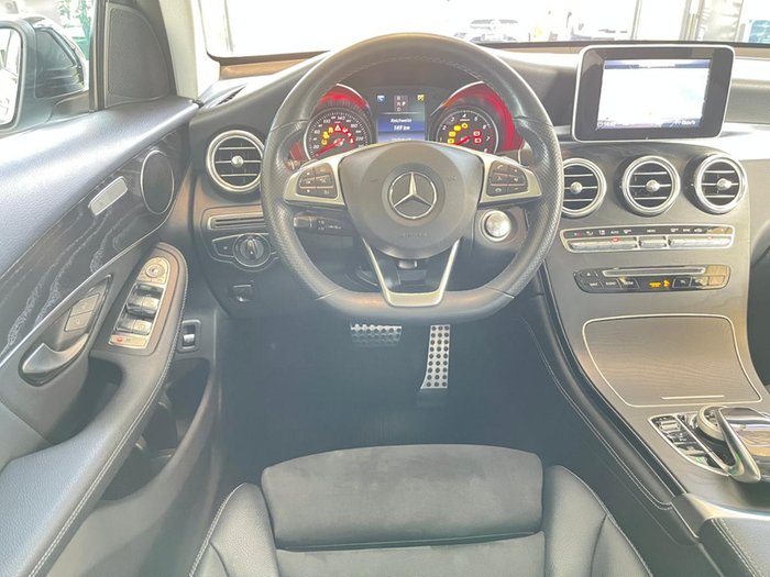 Mercedes-Benz GLC 250 4M AMG Night Pano MBUX SHZ Navi LED AUT