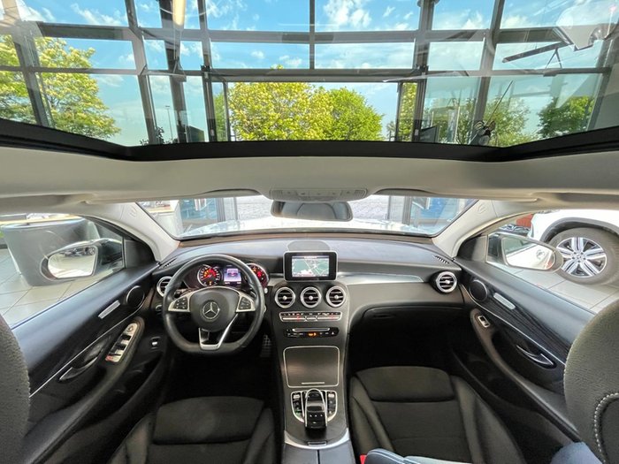 Mercedes-Benz GLC 250 4M AMG Night Pano MBUX SHZ Navi LED AUT
