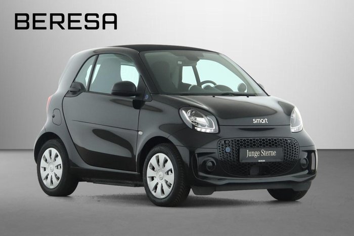 Smart fortwo EQ Schnelllader 22 kW USB Bluetooth