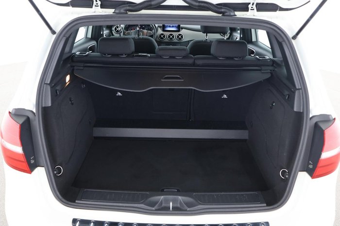Mercedes-Benz B 180 d Style SHZ Navi LED AUT Park-Ass. LMF