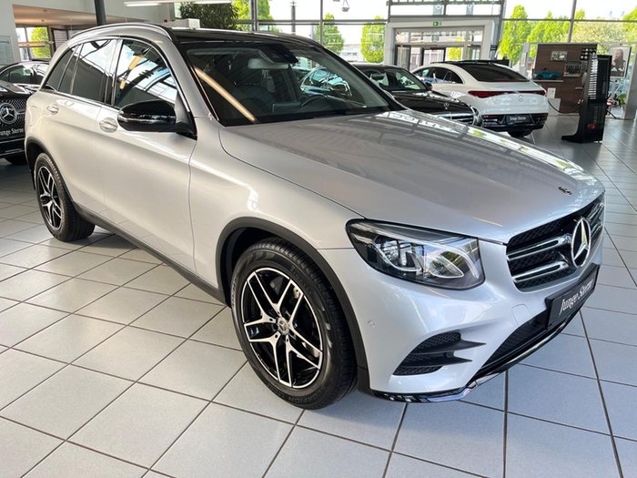 Mercedes-Benz GLC 250 4M AMG Night Pano MBUX SHZ Navi LED AUT