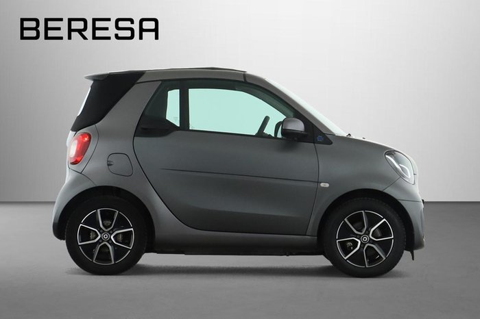 Smart fortwo cabrio EQ passion Kamera Winter grau matt