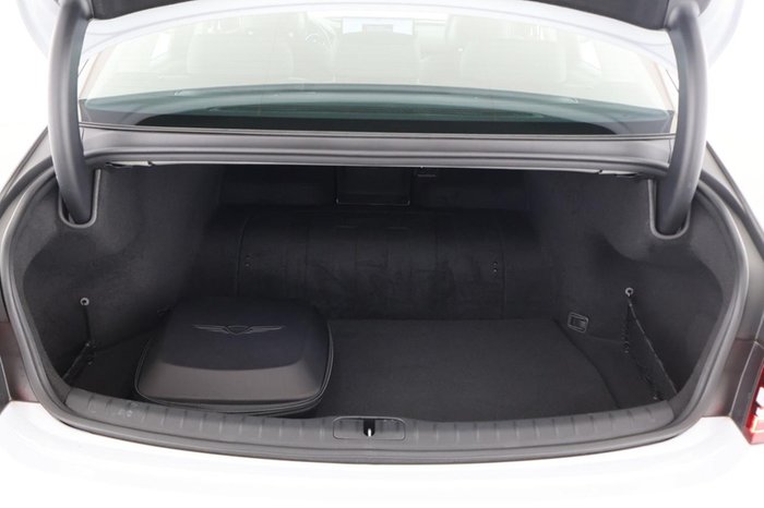 Genesis G80 Luxury Electrified 4WD Volldigital Memory
