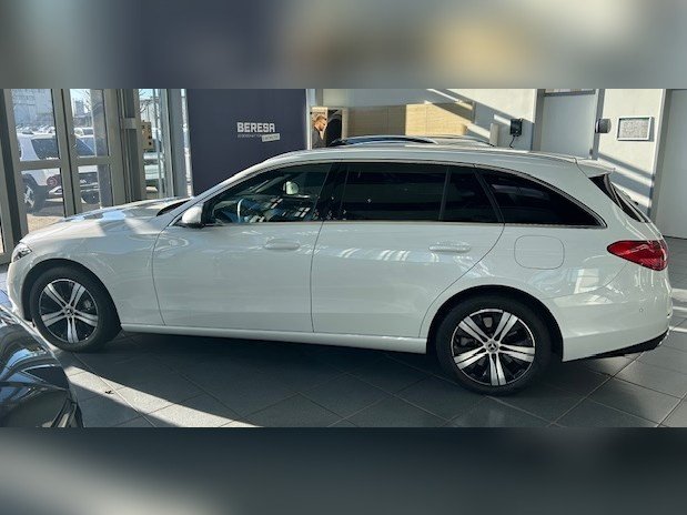 Mercedes-Benz C 300 e T Avantgarde Digital Light Kamera *SALE*