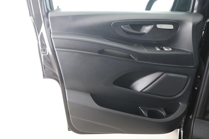 Mercedes-Benz Vito 119 CDI Kombi Tourer Lang 4MATIC