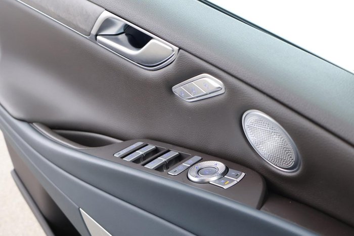 Genesis G80 Luxury Electrified 4WD Volldigital Memory