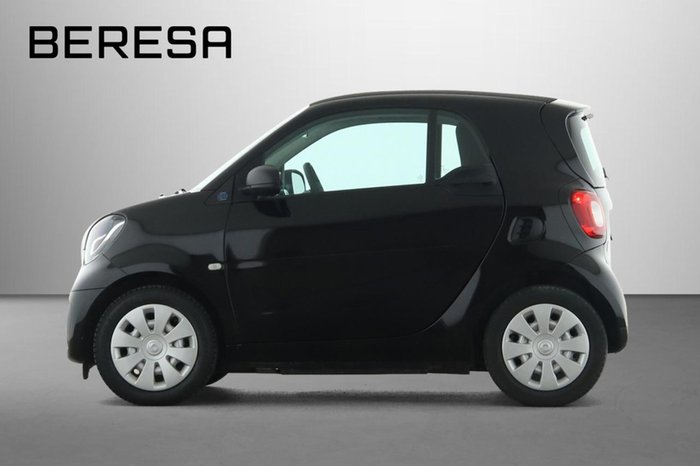 Smart fortwo EQ Schnelllader 22 kW USB Bluetooth