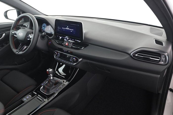 Hyundai i30 5-Türer (MY25) 1.5 T-GDI 48V N Line*Panoramadach