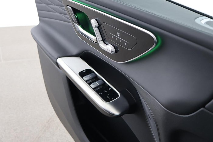 Mercedes-Benz GLC 300 4M Coupé AMG Pano AHK Leder 20 Zoll 360