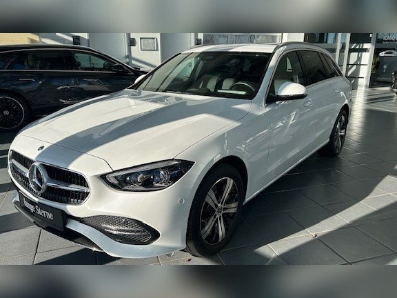 Mercedes-Benz C 300 e T Avantgarde Digital Light Kamera *SALE*