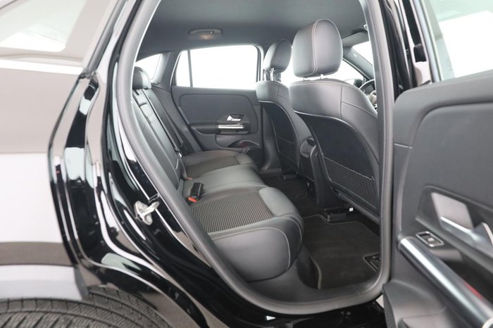 Mercedes-Benz EQA 250 Progressive MBUX SHZ LED el.Heck Kamera