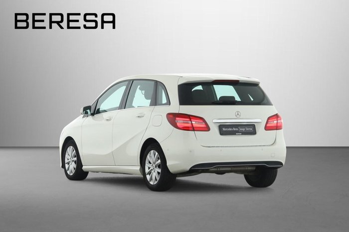 Mercedes-Benz B 180 d Style SHZ Navi LED AUT Park-Ass. LMF