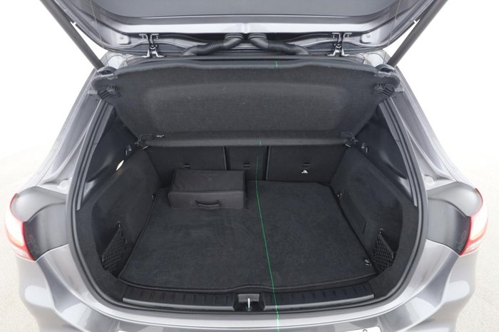 Mercedes-Benz EQA 250 Progressive Pano MBUX Kamera