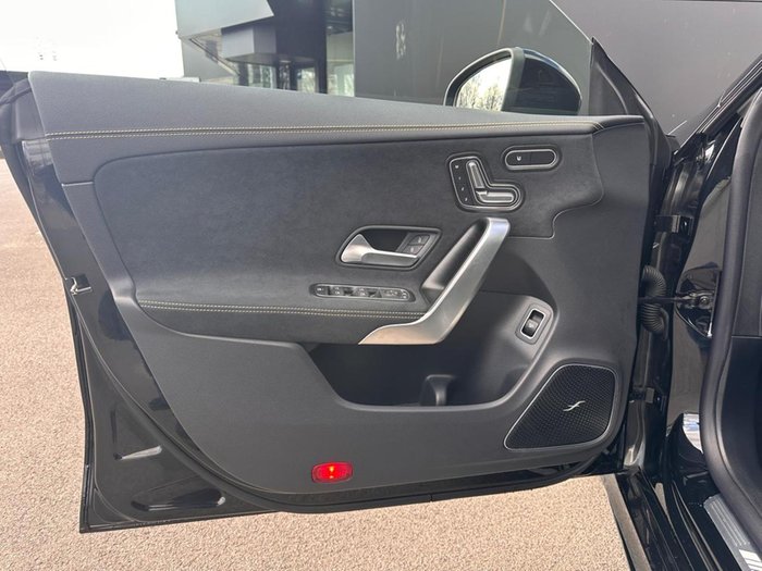 Mercedes-Benz CLA 45 AMG S 4M+ Perf. Sitze Aero Drivers Pano