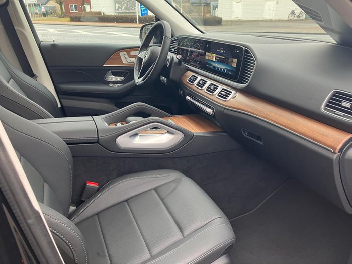 Mercedes-Benz GLE 450 4M AMG Pano AHK 20 Zoll Burmester *SALE*