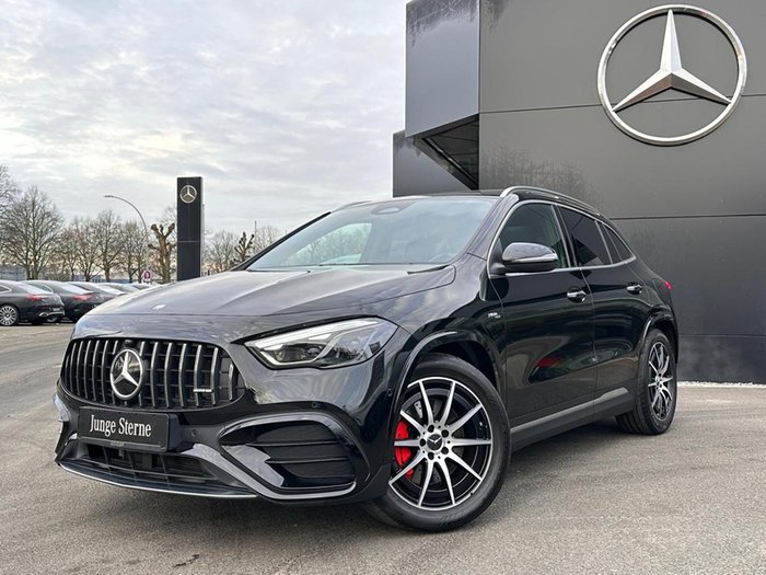 Mercedes-Benz GLA 35 AMG 4M Facelift Pano StHzg AHK Distronic