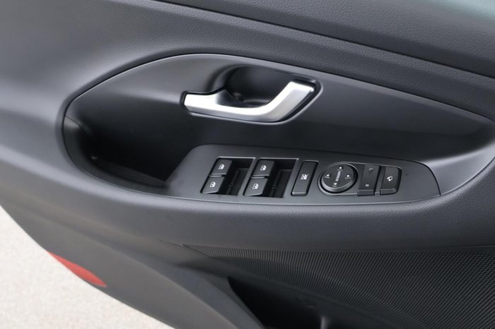 Hyundai i30 CW (MY25) 1.5 T-GDI 48V Advantage*DCT* i30 cw (MY25) 1.5 T-GDI ADVANTAGE