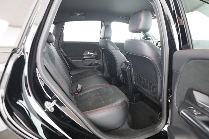 Mercedes-Benz B 250 e AMG Night MBUX SHZ LED AUT Kamera LMF
